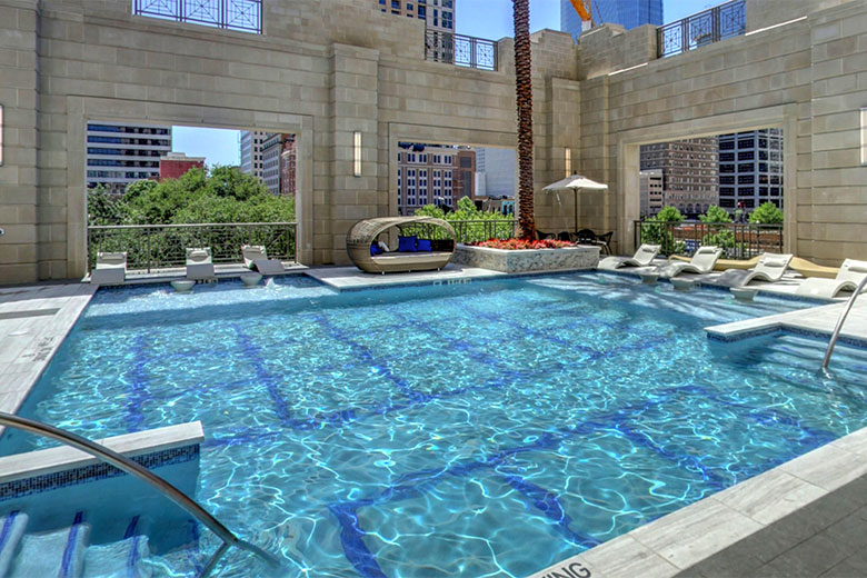 Market Square Tower Rooftop Pool